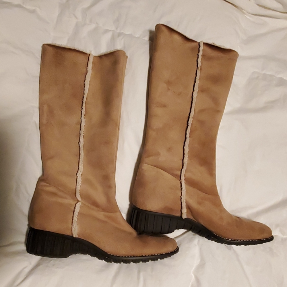 Anne Klein Suede boots
